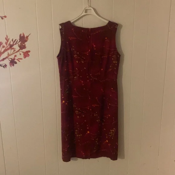 Beautiful fabric - Picture 2 of 4